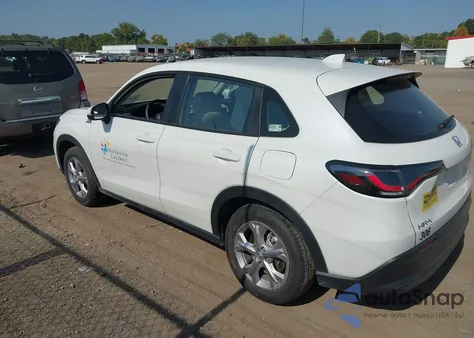 2024 Honda Hr-V Awd Lx z USA, uszkodzony, nr VIN 3CZRZ2H33RM762783